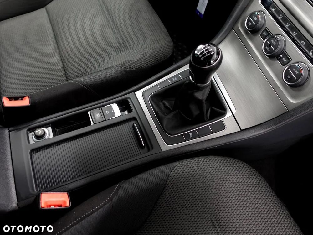 Volkswagen Golf 2.0 TDI BMT Comfortline EU6 - 19