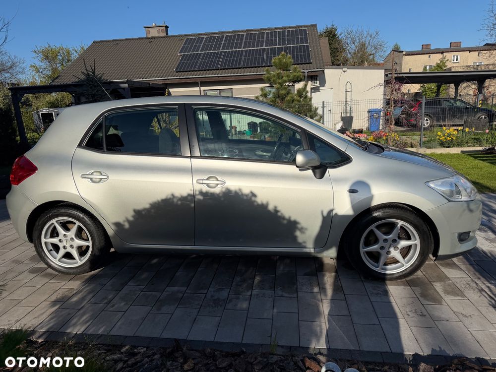 Toyota Auris 1.6 VVT-i Team - 5