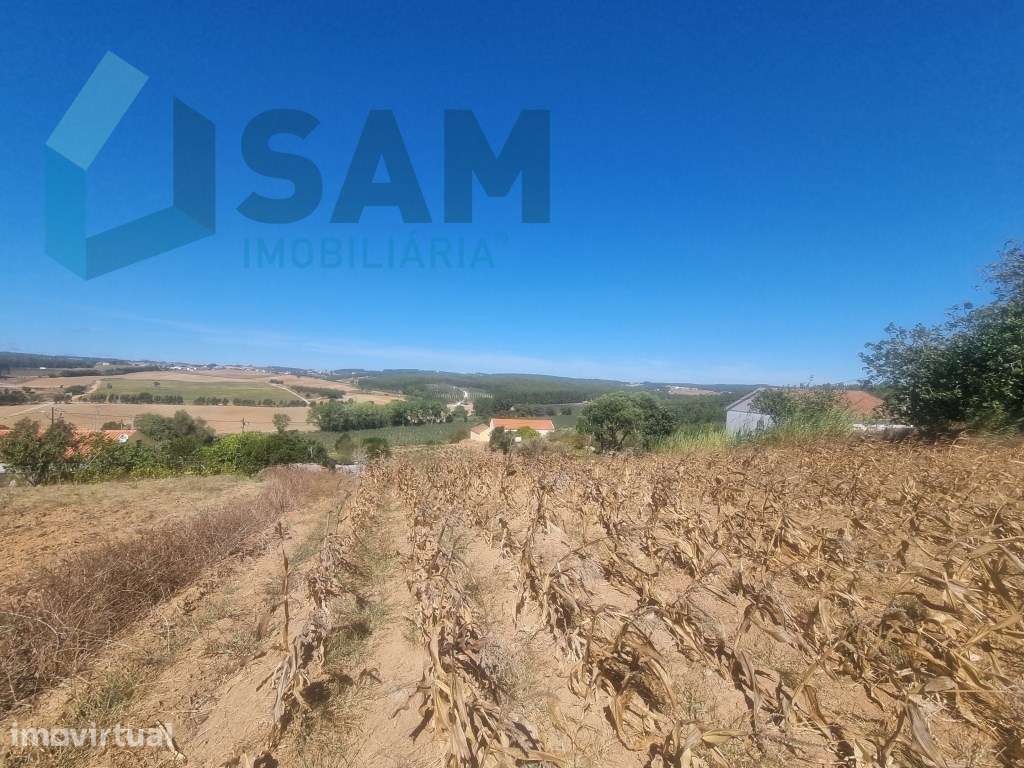 Terreno com Vista Desafogada em Área Urbanizável-Campelos - Grande imagem: 2/11