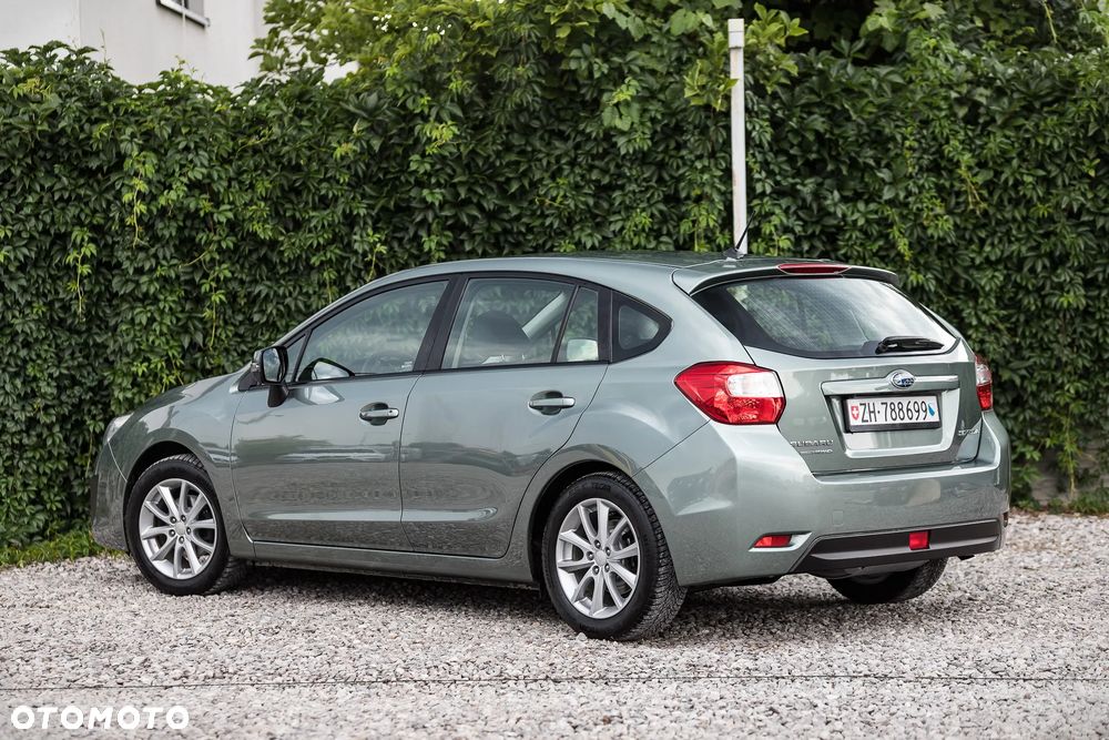 Subaru Impreza 1.6i Comfort - 12