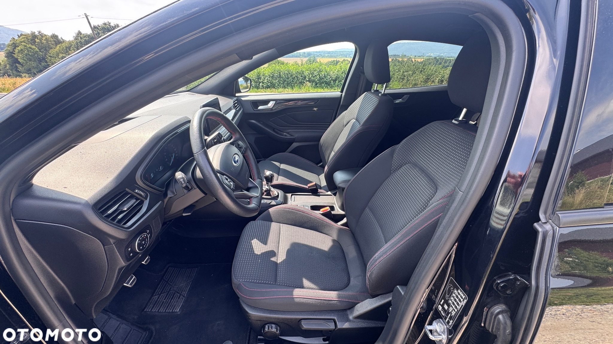 Ford Focus 1.0 EcoBoost ST-Line - 14