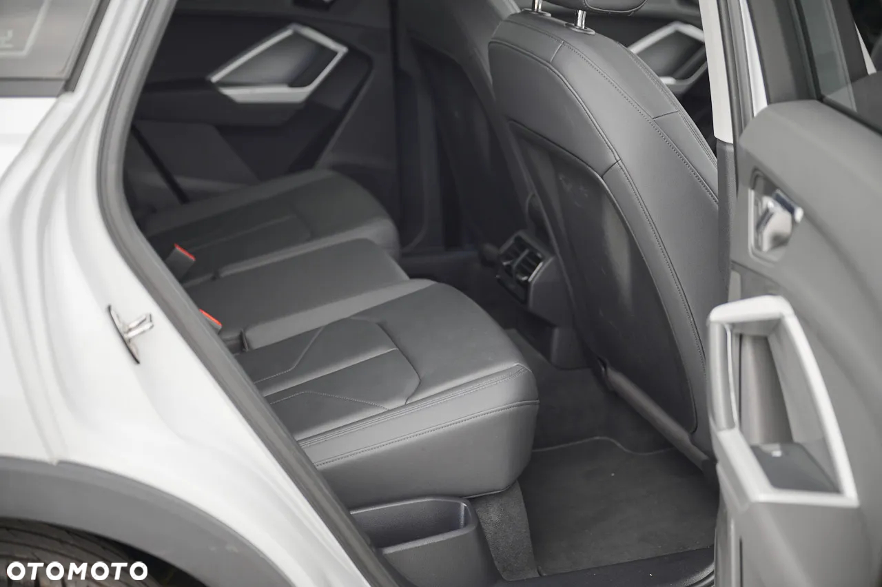Audi Q3 35 TDI S tronic advanced - 25