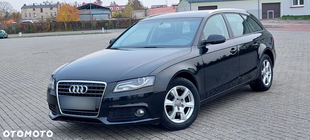 Audi A4 Avant 2.0 TDI DPF Ambiente - 1