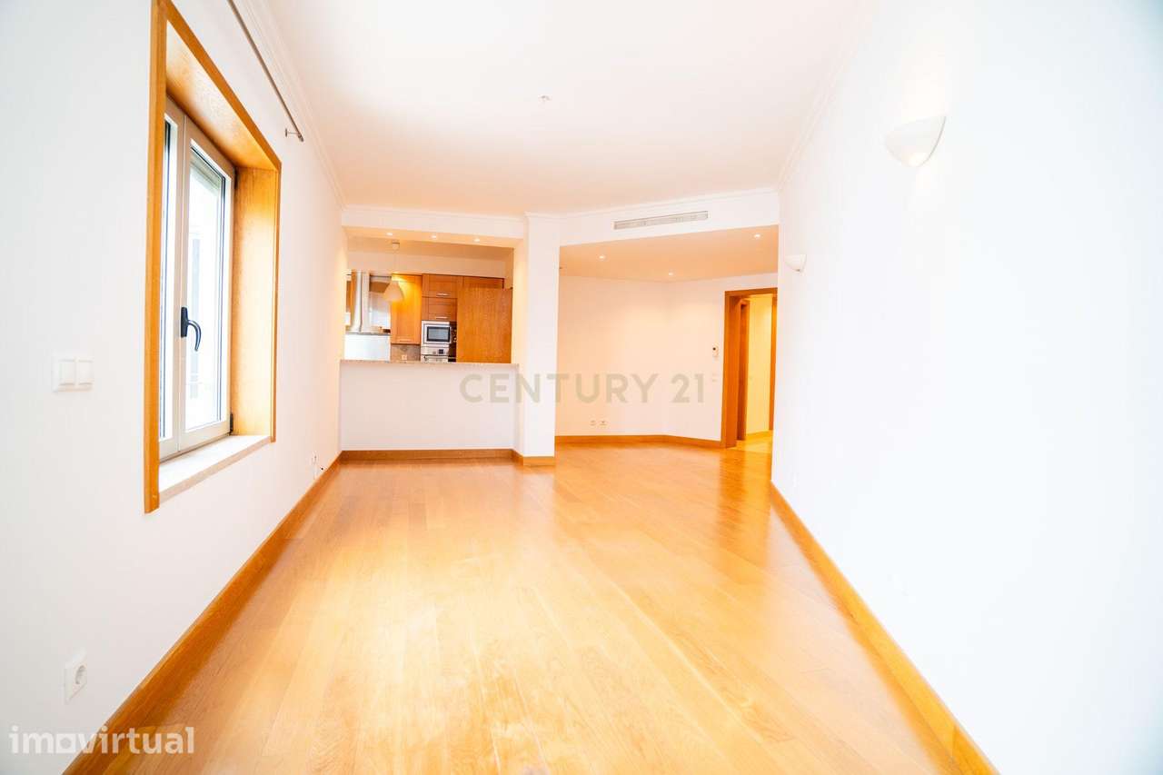 Apartamento T1 no Edifício ECRA com Lugar de Estacionamento - Grande imagem: 4/26