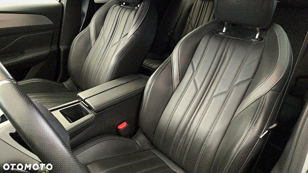 Peugeot 408 1.2 PureTech GT S&S EAT8 - 11