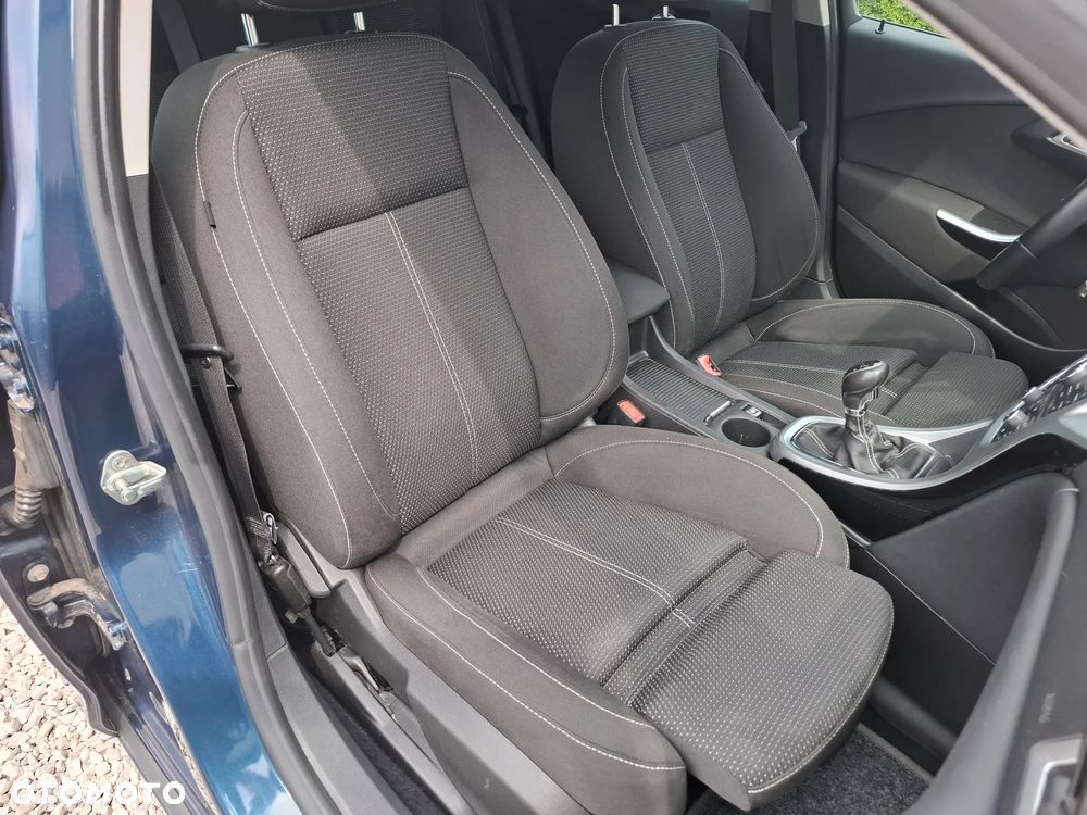Opel Astra 1.4 Turbo Cosmo - 20