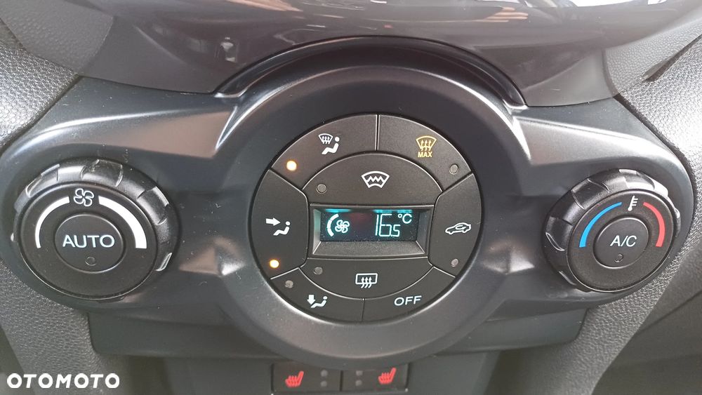 Ford EcoSport 1.5 EcoBlue TITANIUM - 17