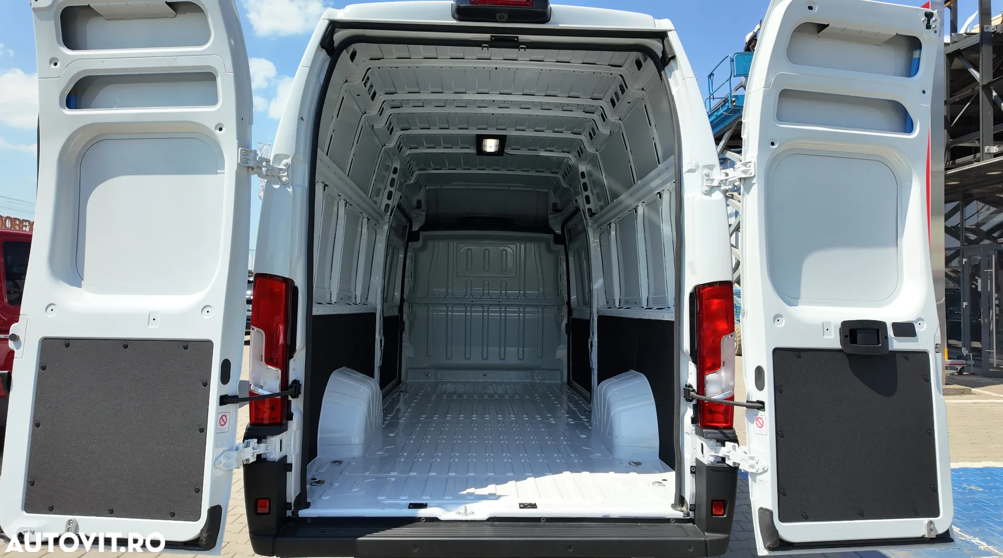 Toyota PROACE MAX VAN PANEL - 6