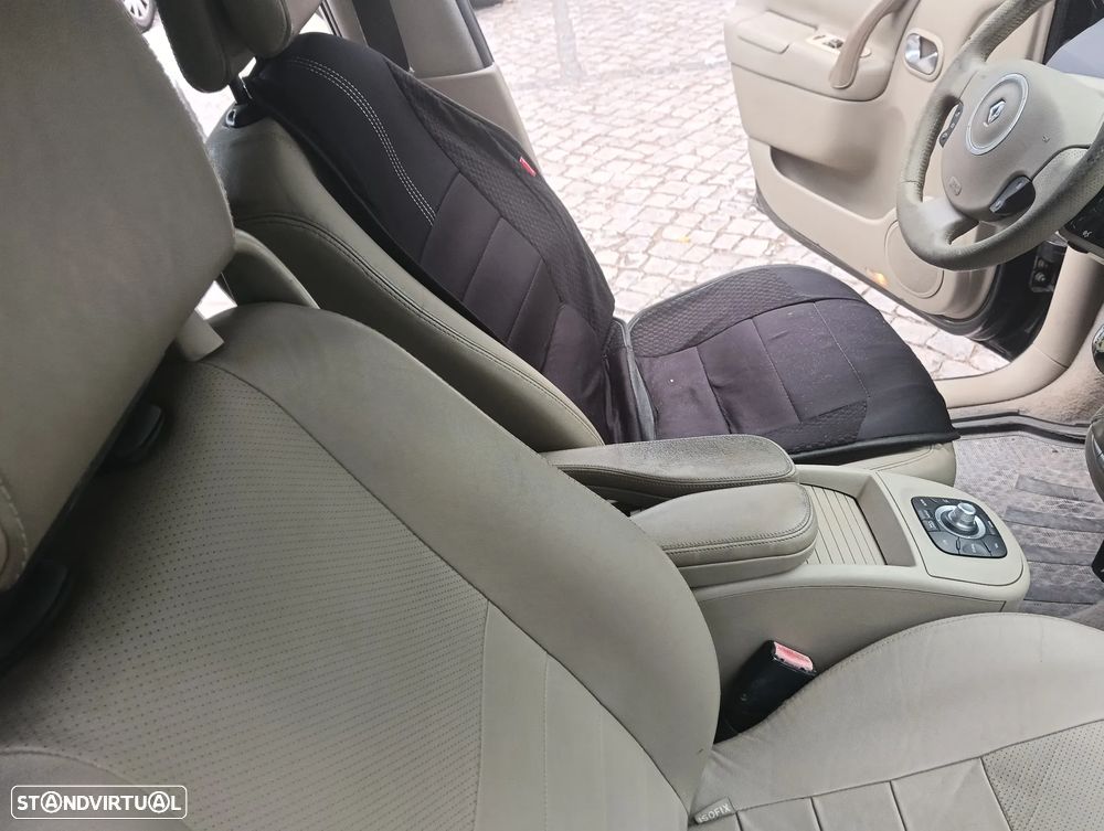 Renault Grand Scénic 1.5 dCi Dynamique S 7L. - 12