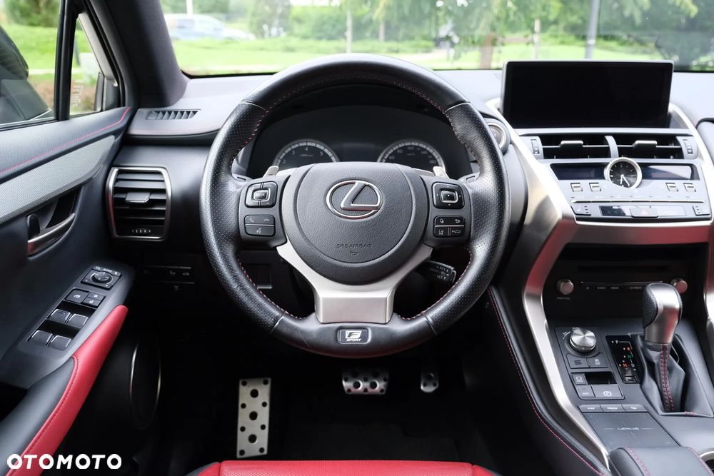 Lexus NX 300 GPF F Sport Edition AWD - 9