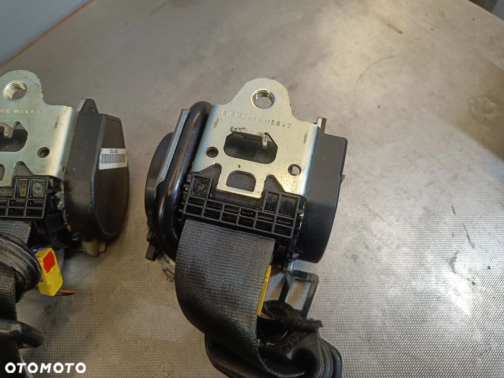 Pas bezpieczeństwa Skoda Octavia 2 FL II Lift Prawy Przód Przedni 1Z0857702C - 3
