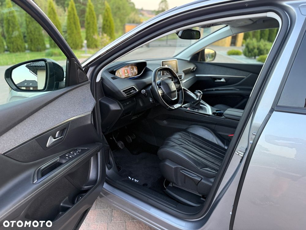 Peugeot 3008 - 19