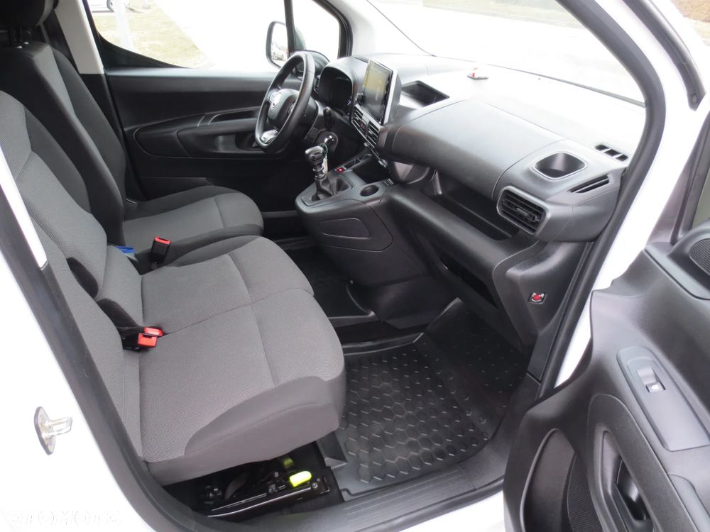 Fiat DOBLO SALON POLSKA ORYGINAŁ MAŁY PRZEBIEG - 14