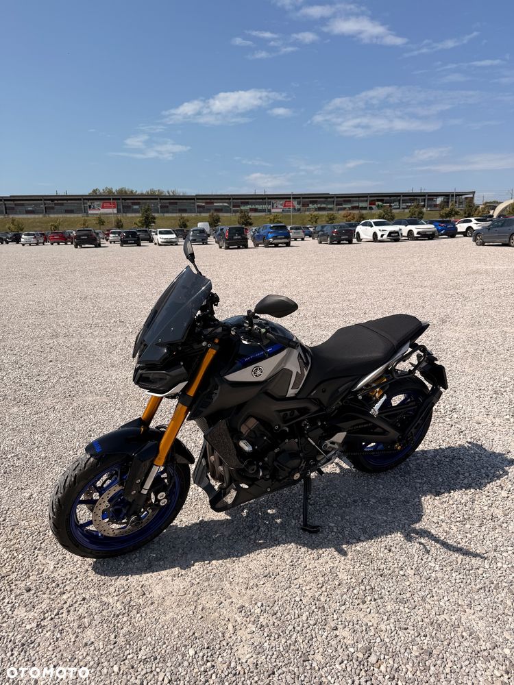 Yamaha MT - 5