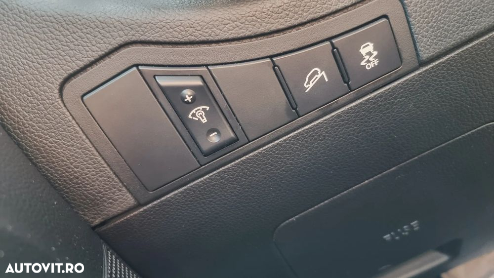 Kia Sportage - 10