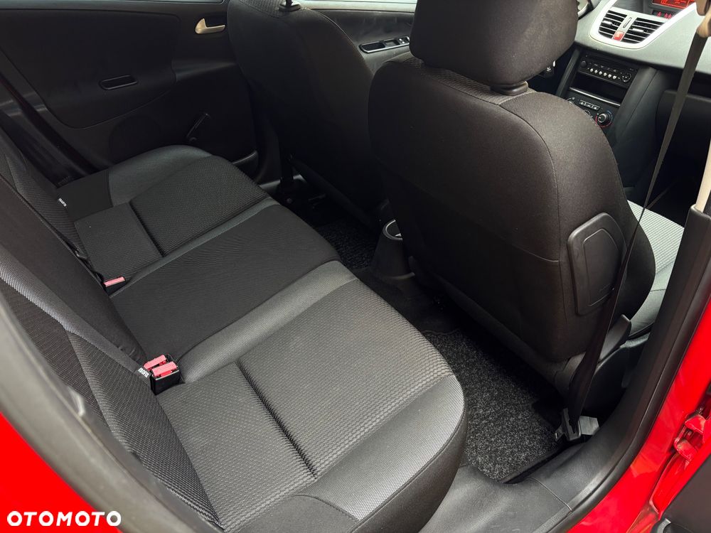 Peugeot 207 95 VTi Urban Style - 7