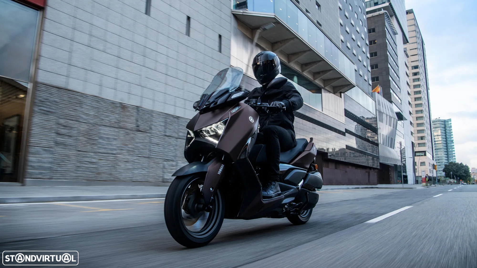 Yamaha X-Max 300 Tech Max - 13