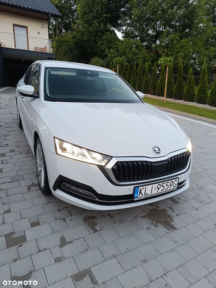 Skoda Octavia 2.0 TDI SCR Ambition DSG - 9