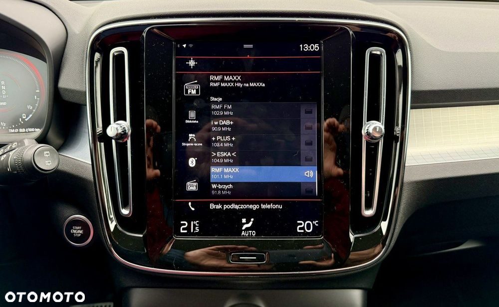 Volvo XC 40 T5 Twin Engine DKG Momentum Pro - 22