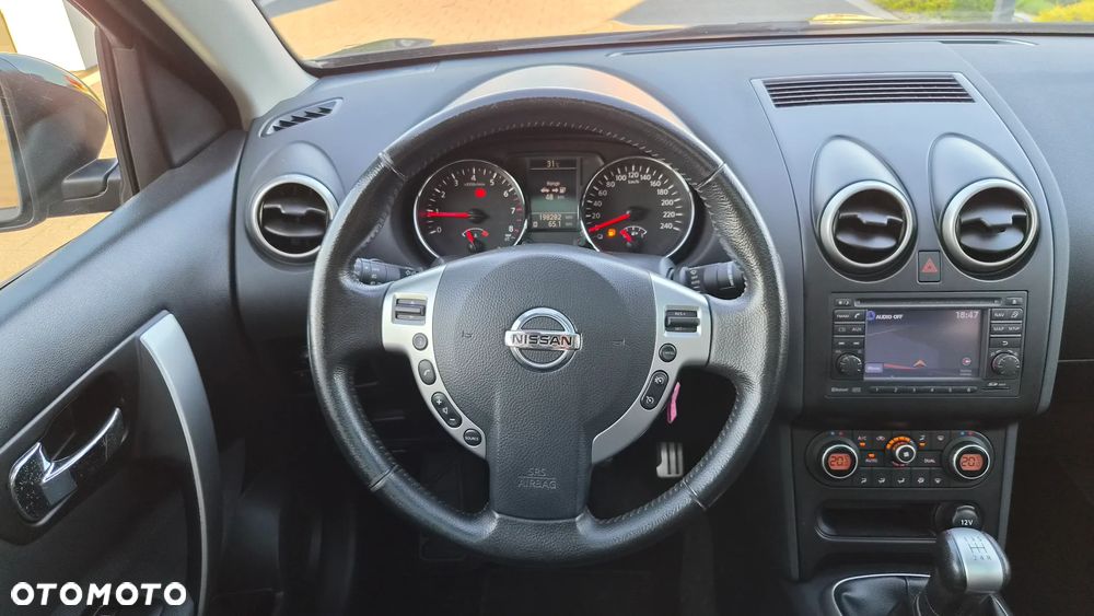 Nissan Qashqai 1.6 Tekna - 10