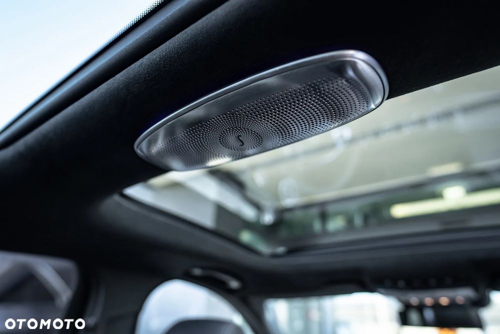 Mercedes-Benz Klasa E - 33