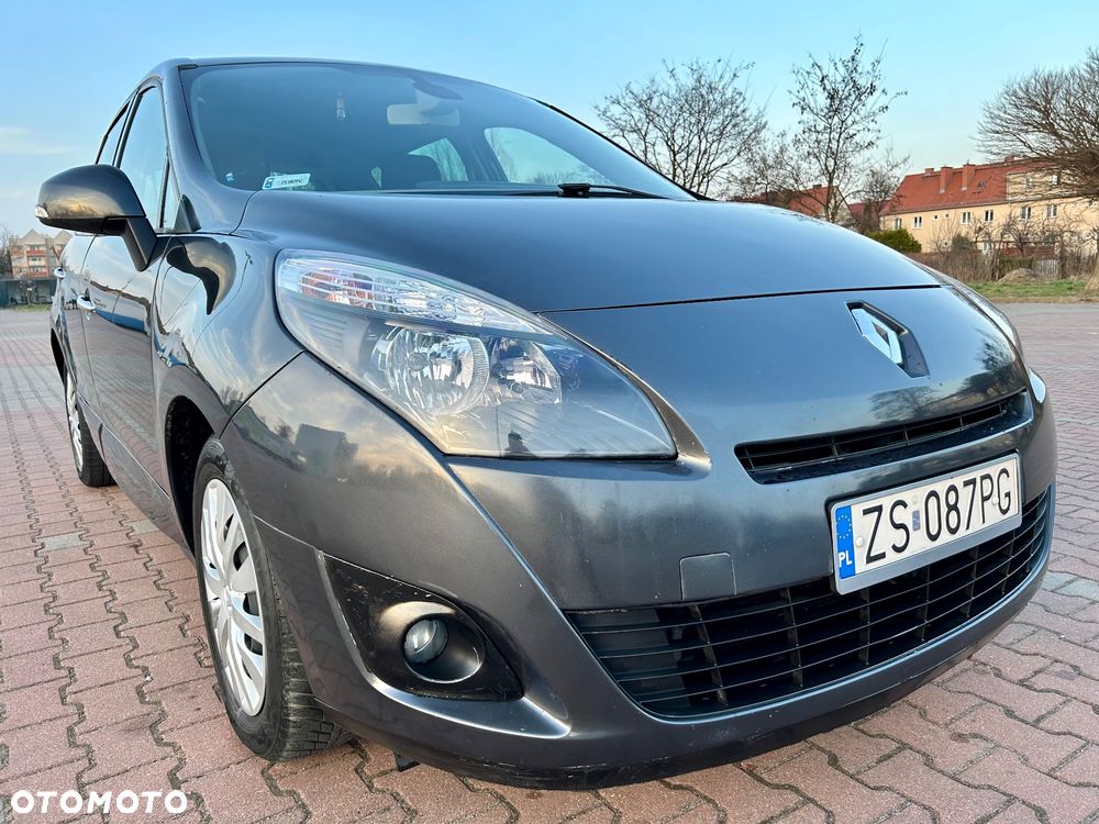 Renault Scenic 2.0 16V 140 CVT Dynamique - 10