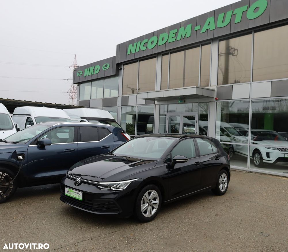 Volkswagen Golf 1.5 eTSI ACT DSG MHEV Life - 3