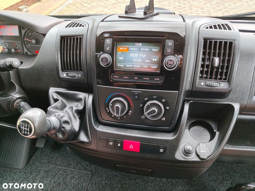 Peugeot BOXER L2H2 2.2 Diesel 130KM - 23