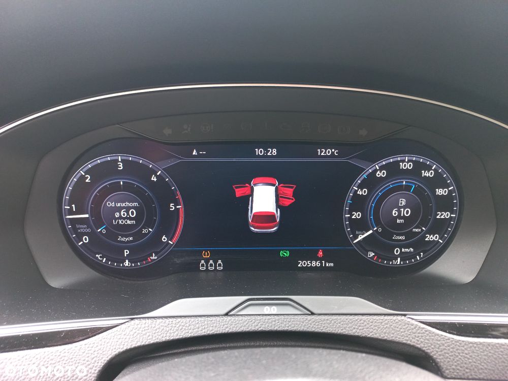 Volkswagen Passat - 15