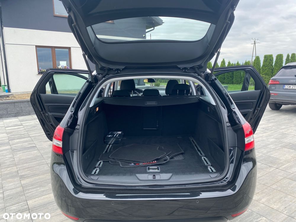 Peugeot 308 1.5 BlueHDi Allure Pack S&S - 34