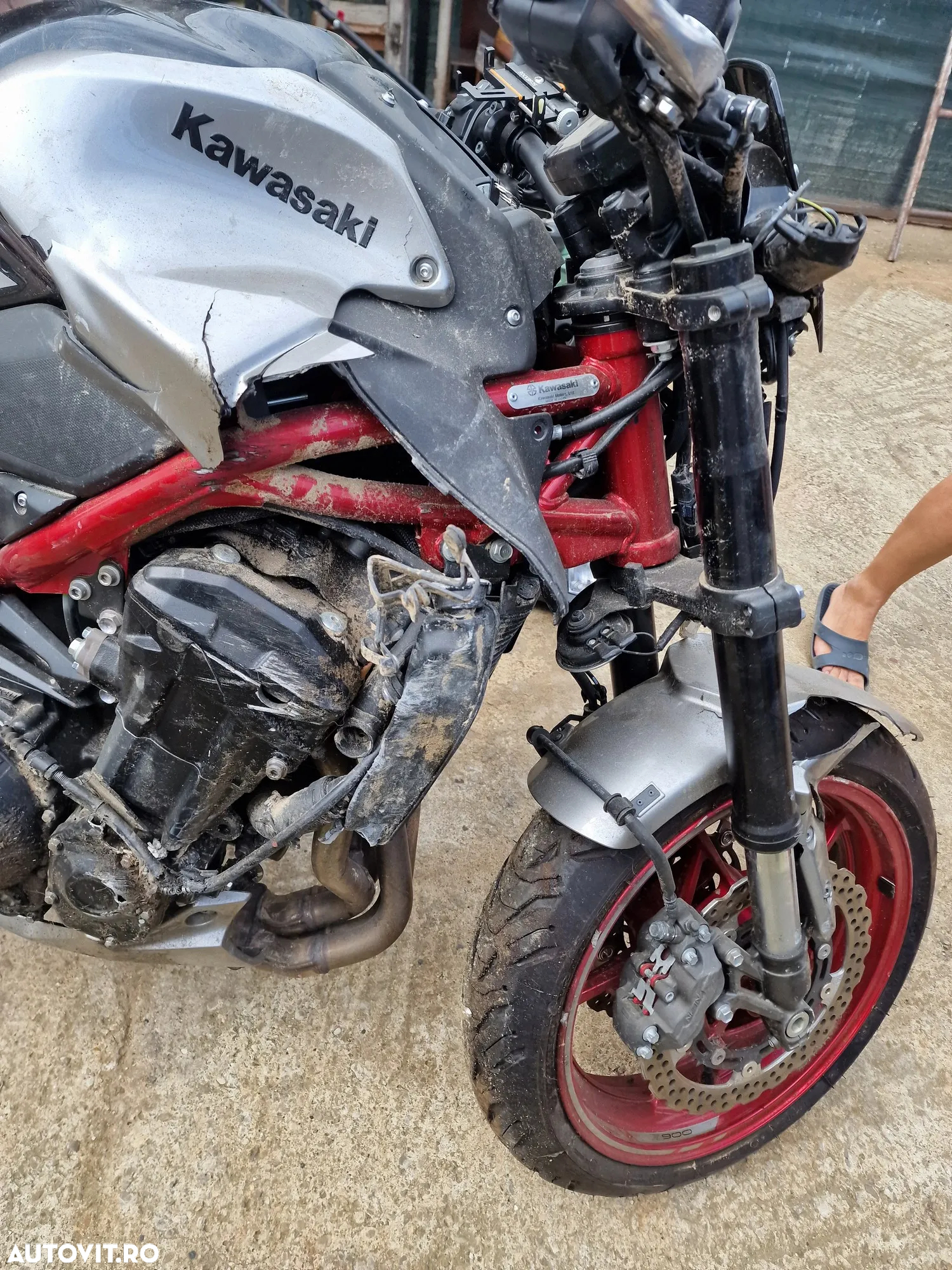 Kawasaki Z 900 - 6