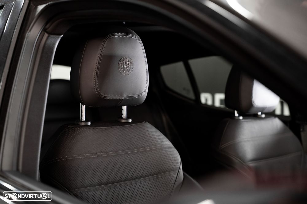 Alfa Romeo Tonale 1.5 Hybrid Sprint - 25