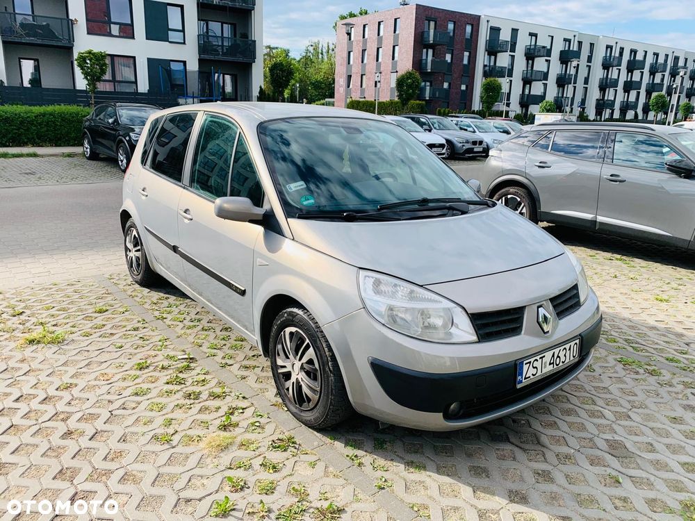 Renault Scenic 1.6 16V Privilege - 1