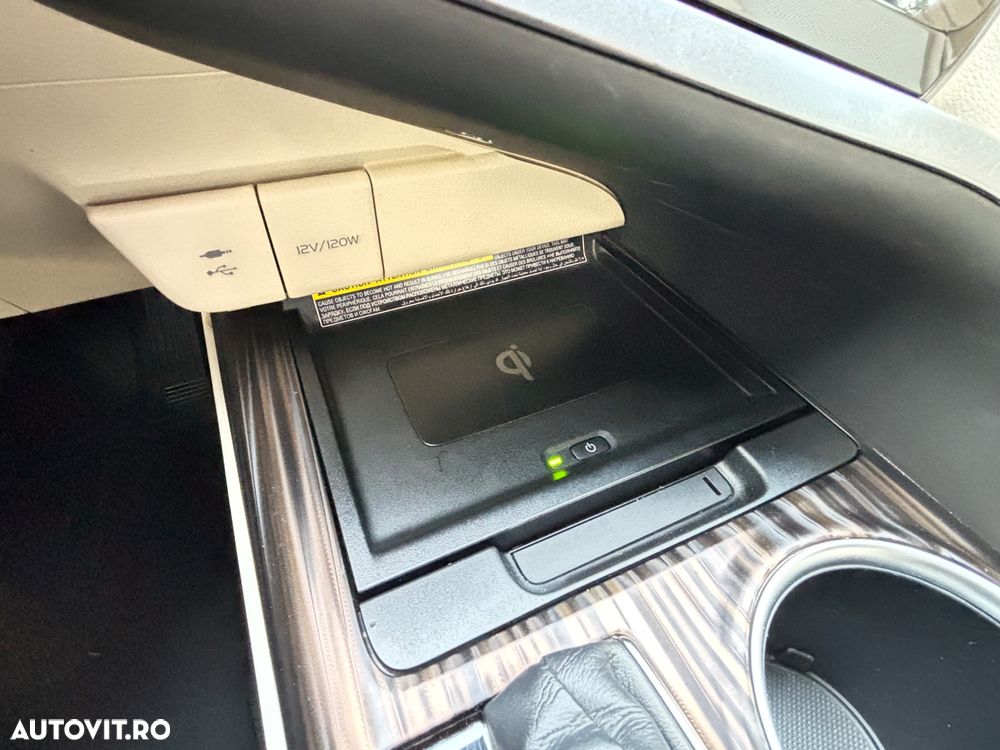 Toyota Camry 2.5 Exclusive - 12