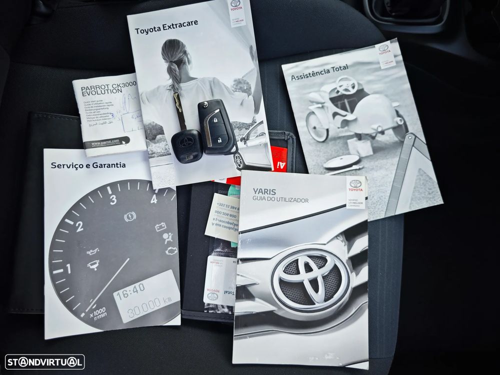 Toyota Yaris Bizz 1.4 D-4D IVA Dedutível - 18