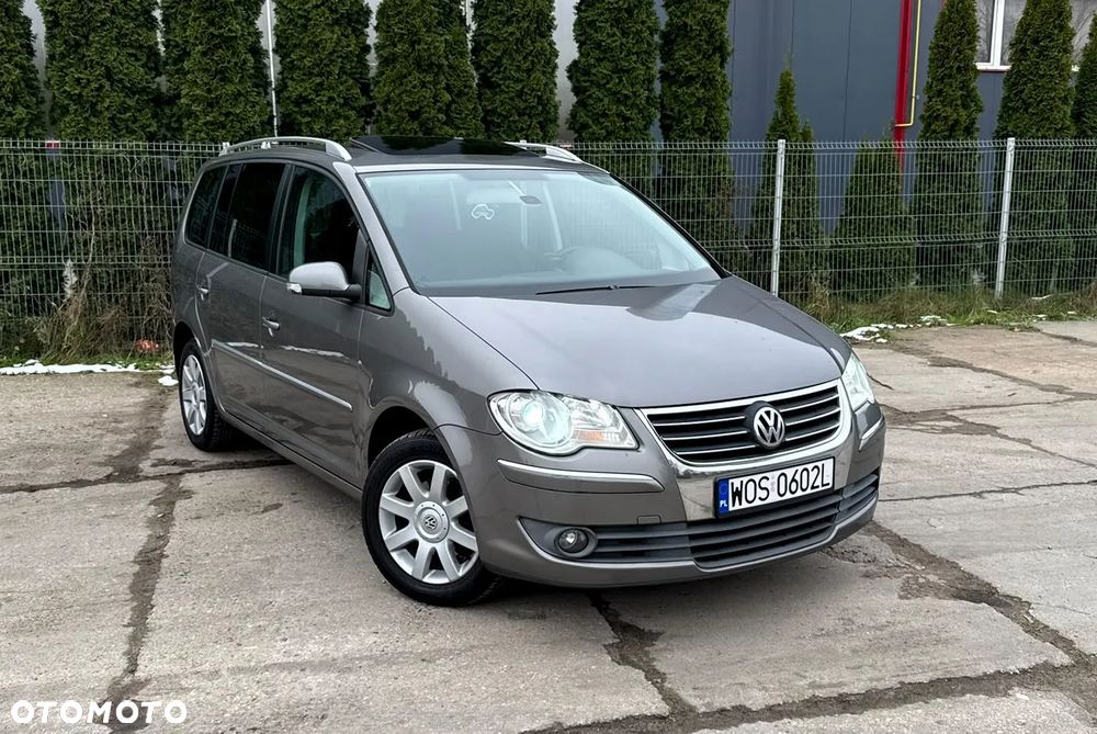 Volkswagen Touran 2.0 TDI Highline - 1