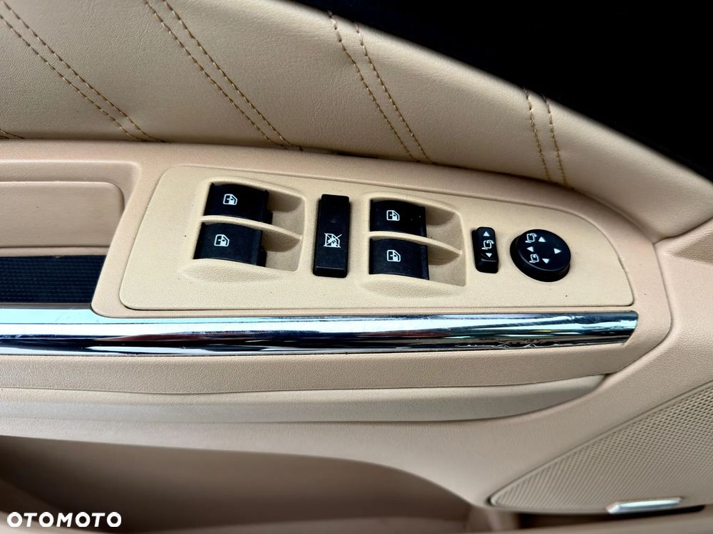 Lancia Delta 1.4 T-Jet 16v Oro - 20