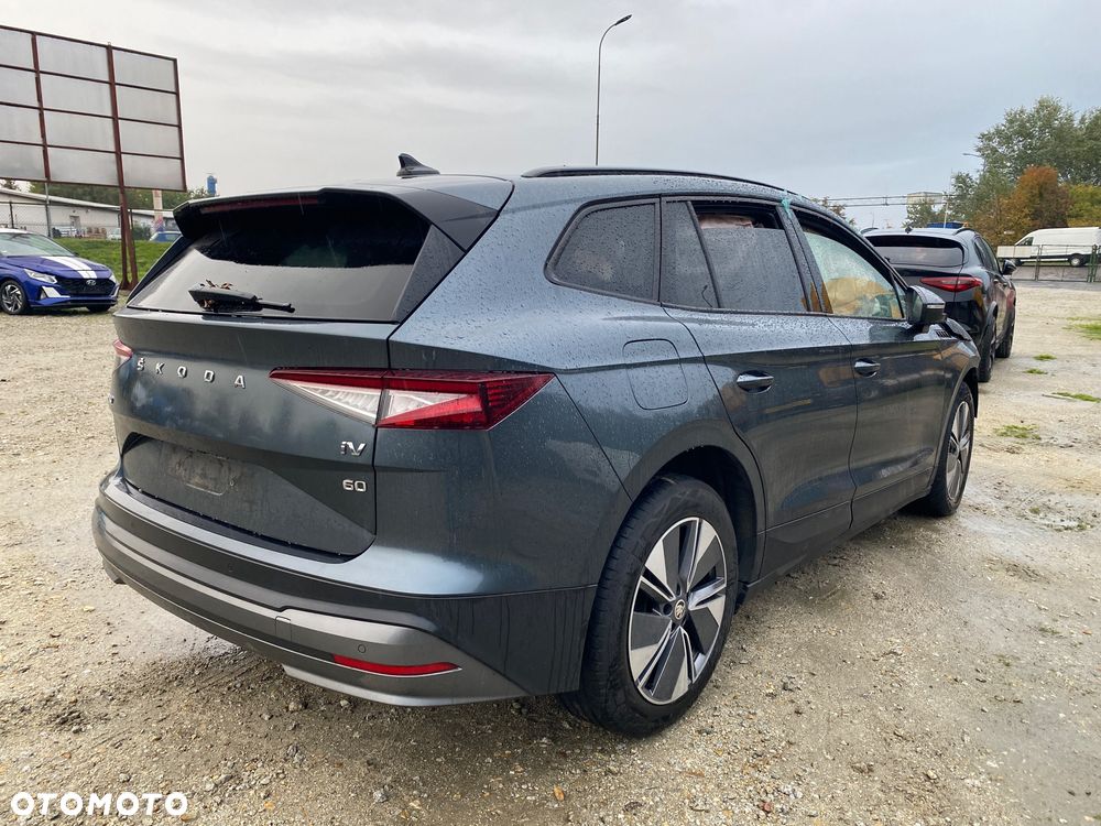 Skoda Enyaq 60 Sportline - 8