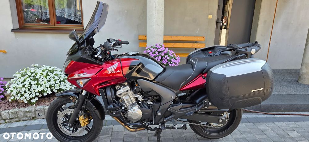 Honda CBF - 8