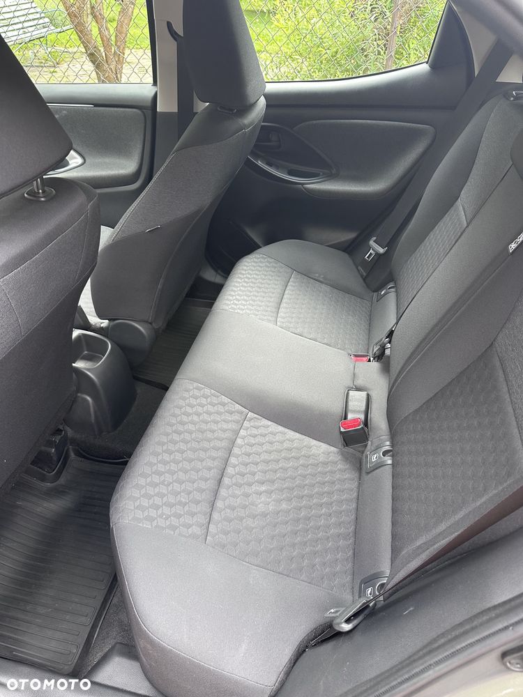 Toyota Yaris 1.5 Comfort - 10
