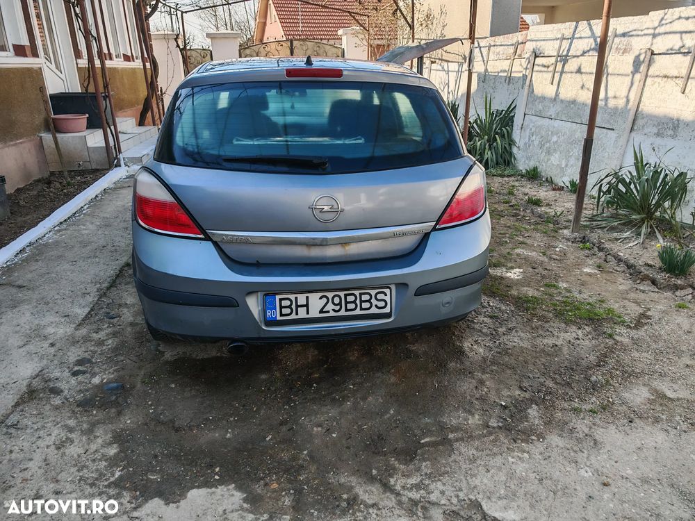 Opel Astra Classic 1.6i - 3