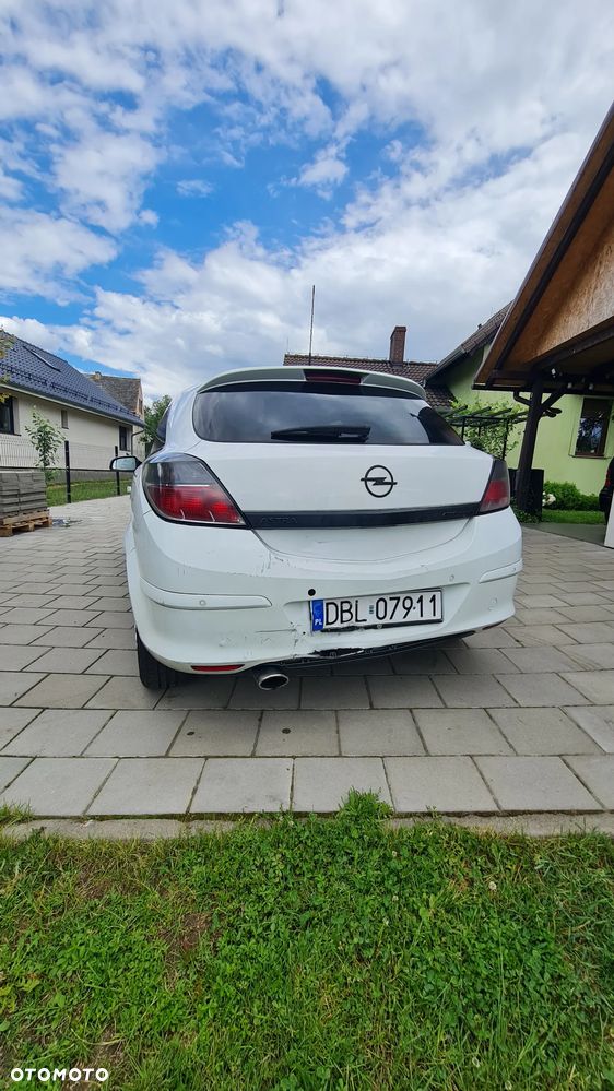 Opel Astra 2.0 Turbo Cosmo - 6