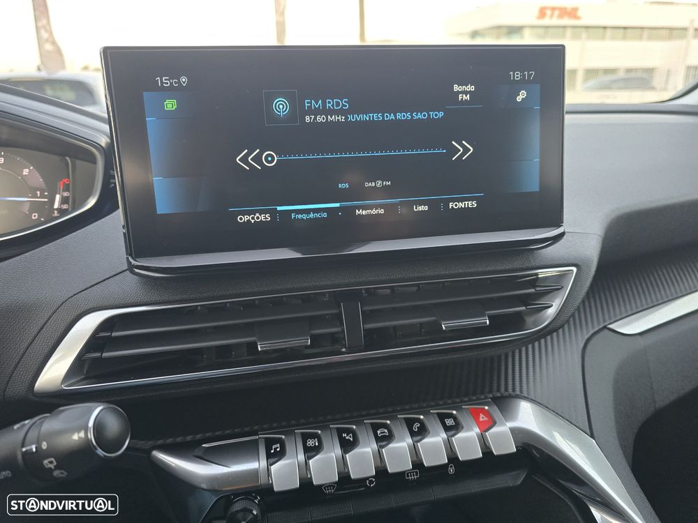 Peugeot 3008 BlueHDi 130 Stop & Start EAT8 Allure - 25