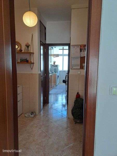 2 Assoalhadas remodeladas - Grande imagem: 2/5