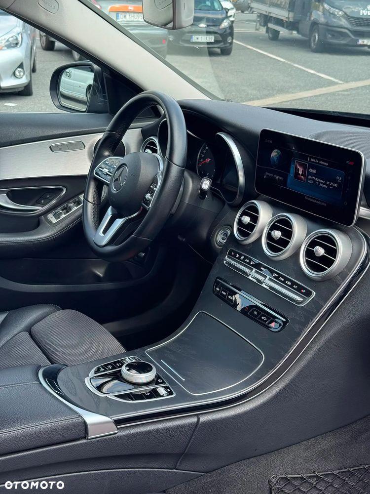 Mercedes-Benz Klasa C 180 d 9G-TRONIC - 12