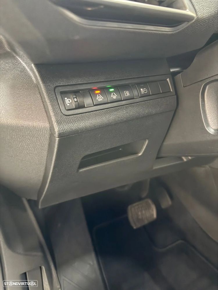 Peugeot 3008 1.6 Hybrid Allure Pack e-EAT8 - 12