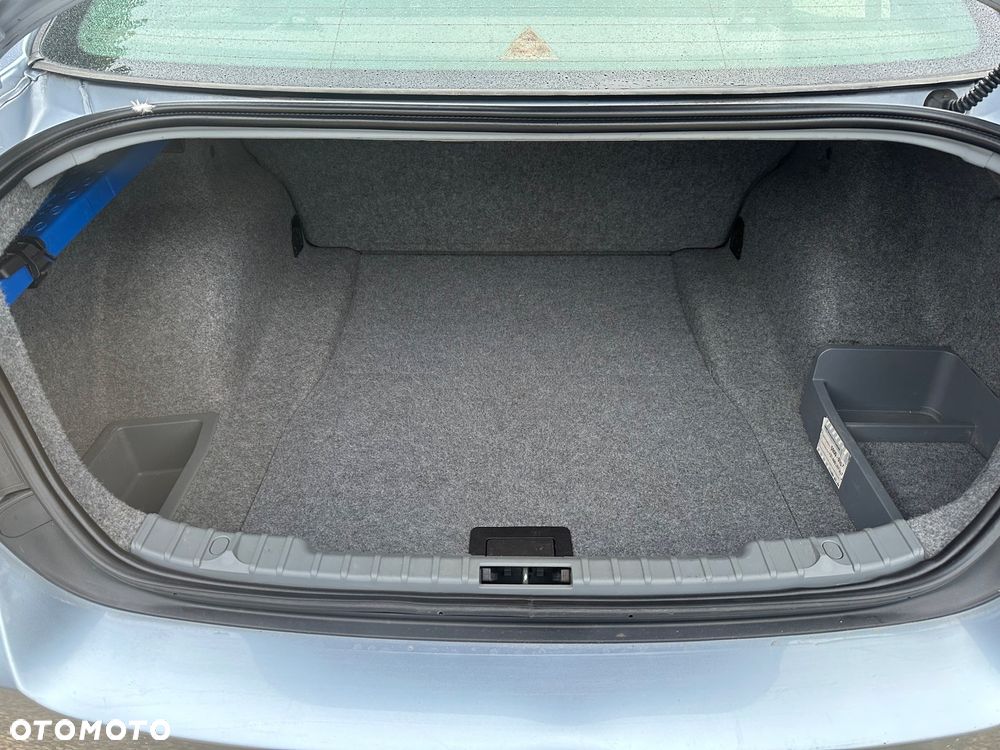 BMW Seria 3 316i - 13