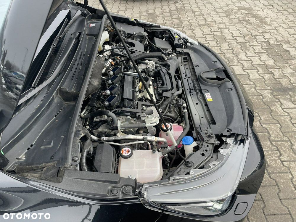 Toyota Corolla 2.0 Hybrid Comfort - 17