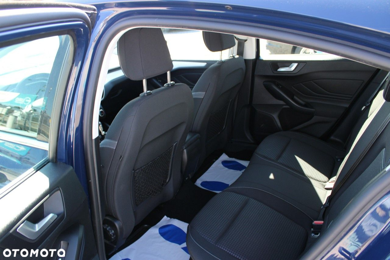 Ford Focus - 26