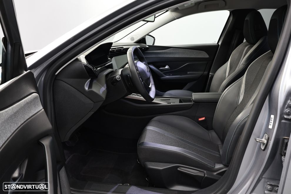 Peugeot 308 SW 1.2 PureTech Allure EAT8 - 24